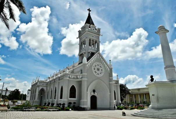 Catedral san Pedro apóstol, San Pedro de Macoris, República Dominicana